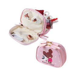 Sewing Kit With Round Pouch Pink Ver. Jackie
