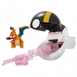 Figure Charizard And Ultra Ball Moncolle Poké Out